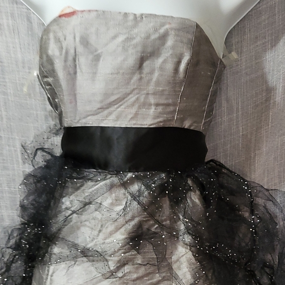 🎃GirlsZombie undead prom Black & Grey satin ragged strapless  Halloween Costume - Picture 2 of 12